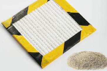 rev&ecirc;tement d'argile g&eacute;osynth&eacute;tique